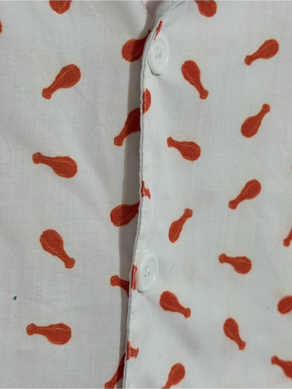 Hooters White Short-Sleeve Button-Down Shirt with Orange chicken leg medium - Picture 9 of 9